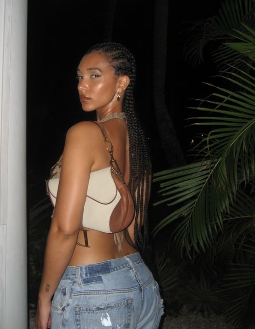 I am always in a cheerful mood and always creamy don’t hesitate to text me🥰🥰