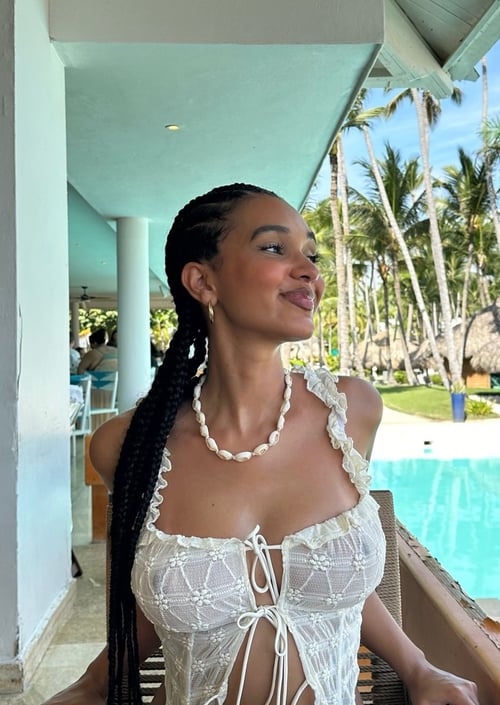 I am always in a cheerful mood and always creamy don’t hesitate to text me🥰🥰