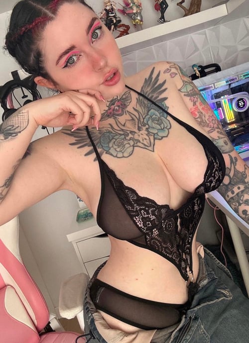 I’m AVAILABLE FOR HOOKUPS 🍑🍆TEXT ME: +1 205-677-7519 SNAPCHAT: real_alicia24