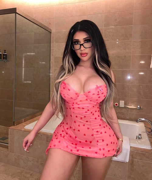 Escorts available for hookup service