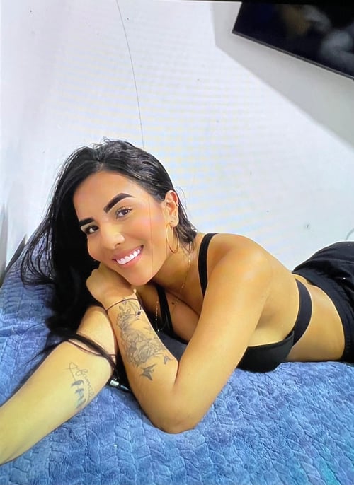 Sexiest girl newly in town