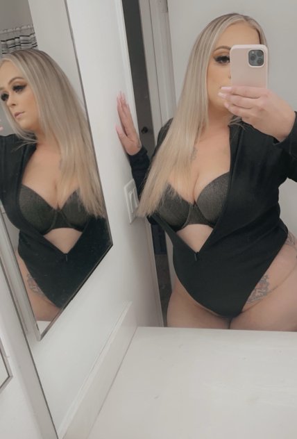 Blonde Bombshell