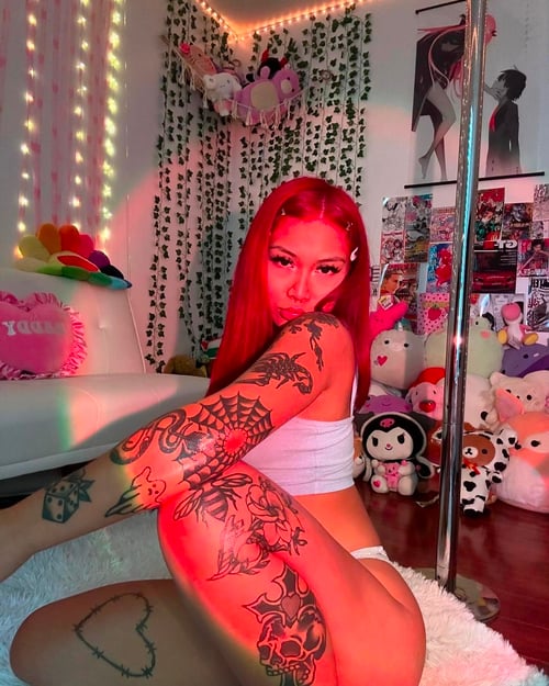Mia is ready for you
