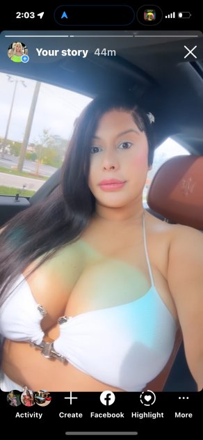 SÚPER BUSTY&BOOTY