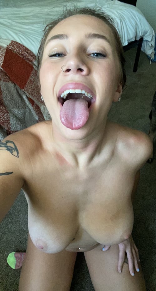 Sexy😍😍 Erotic instagram:hyliahaven DOWN TO FUCK🍆🍑💦 +1(332)2508008