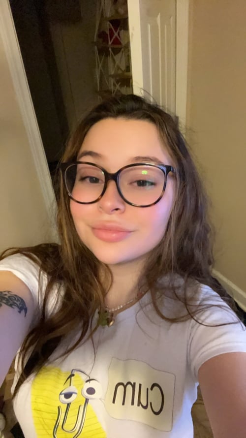 NAUGHTY EVELYN AVAILABLE FOR UNLIMITED FUN AND PLEASURE NOW