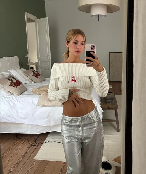 Are you interested in spending time with me?🥰🤩 Hmu for fun 📞 +1 (646) 879-0405
