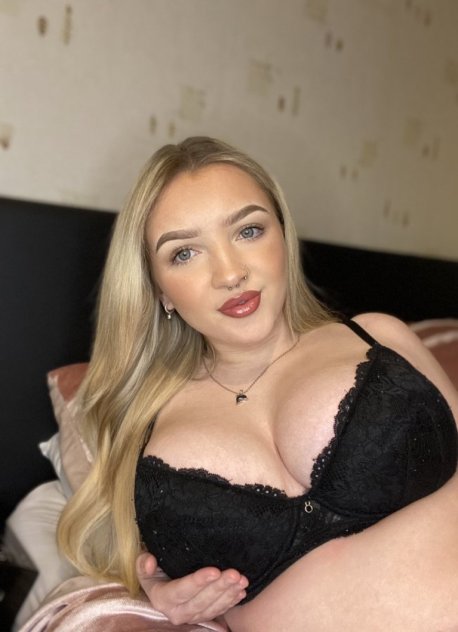 Am available for both incall and outcall full services