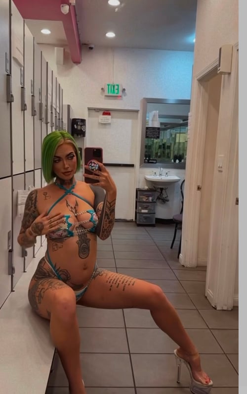 Available for hookup Text me on 2702454413 let's fuck