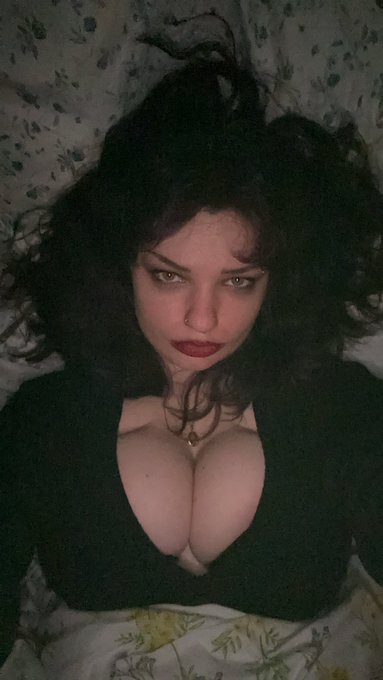 Hot escort and anal baddie