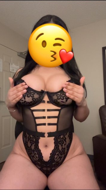BEAUTIFUL LATINA AVAILABLE FOR OUTCALL