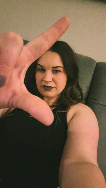 Nina the sexy goddess and the naught girl next door. Come and cum ๐ฆ