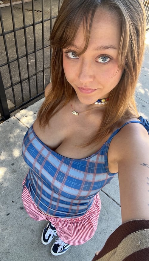 HMU for Hookup and contents 🍑💦🍆 Text +1 7192409179