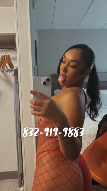 Sexy mixed breed New In Town ⭐️⭐️Available 24/7 ( airport area )
