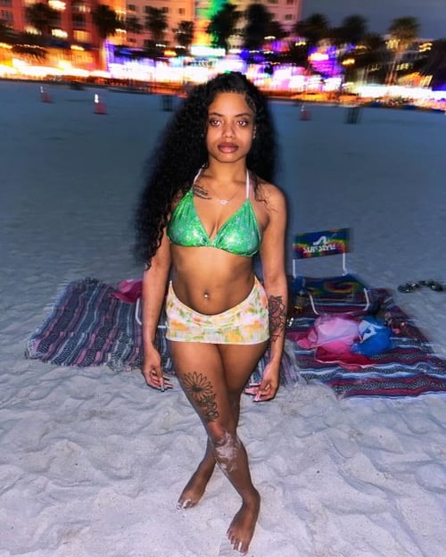 💦💋Welcome to Unique's Island.. Shhh don't kiss and tell💋💦