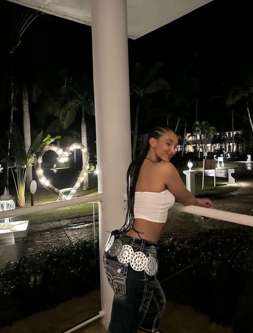 I am always in a cheerful mood and always creamy don’t hesitate to text me🥰🥰