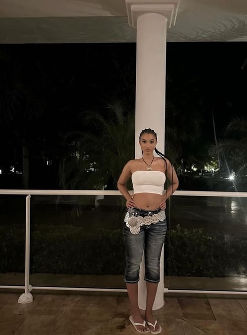 I am always in a cheerful mood and always creamy don’t hesitate to text me🥰🥰
