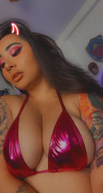 I’m available for meetups 💦💕