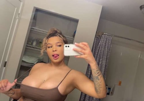 AVAILABLE FOR INCALL AND OUTCALL SWEETIE 😍
