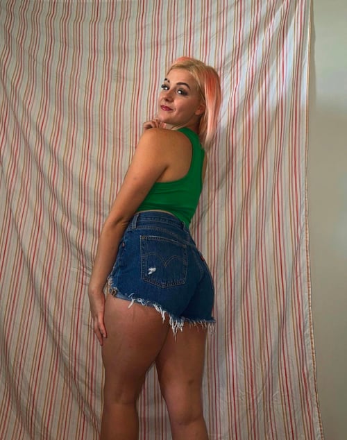 Continuously horny and Down For Fun and Party 👅 HMU on email smithanna3684@gmail.com