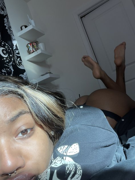 I'm available for hookup both Incall or outcall TEL> 5132808624