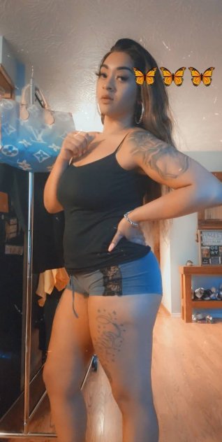 Exotic✨ Thick✨ Fetish friendly✨ Curvy✨ Something for you to grab 🫦
