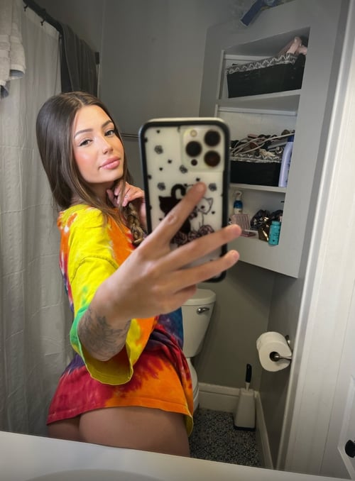 iM NEW JUICY, HOT🔥CREAMY 💦SEXY AND AVAILABLE TO SATISFY 🍆YOU COMPLETELY👅