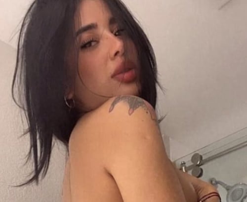 Anaiss apretadita jugosa🥵👅💦❤️‍🔥