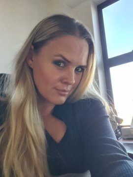 DISCREET HOOKUP / GIRLFRIEND EXPERIENCE FOR MATURE ADULTS/ COUPLES