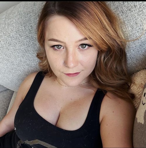GOOD SERVICES TOO SUPER SEXY TIGHT PUSSY