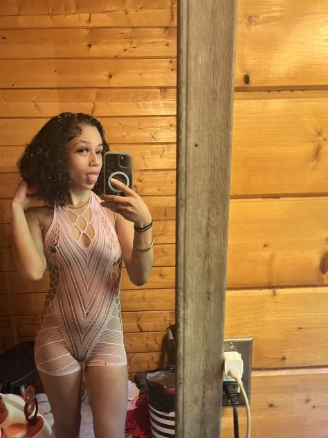 SEXY RED BONE😩😉