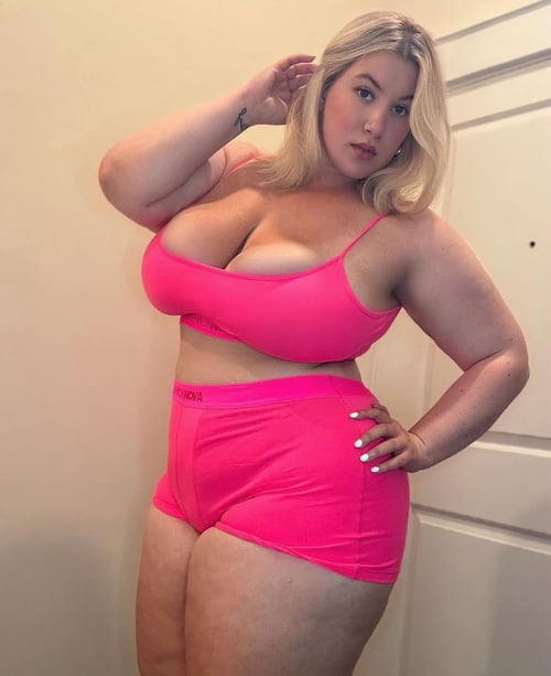 HORNY LETโS HOOKUP ๐๐ฆ๐ AVAILABLE FOR BOTH INCALL / OUTCALL +16028802755