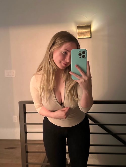 Iโm available for hookup, itโs your girl Linda bby text me if youโre ready