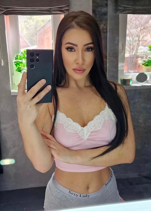 __Nothing_ _Compares_ _4_ _Outcalls_ _Call_or_Text_Now__
