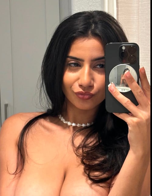 AVAILABLE FOR HOOK UP๐
๐๐SIGNAL:+1 928 271 4823 TEXT ME:+1 559 216 9033