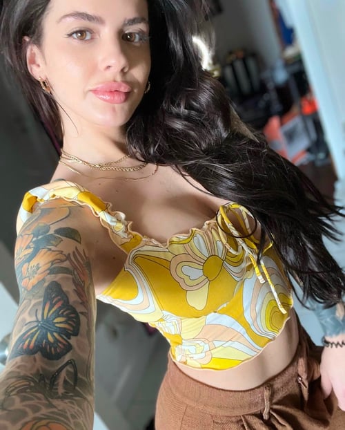 Text me if you want to fuck me ❤️❤️