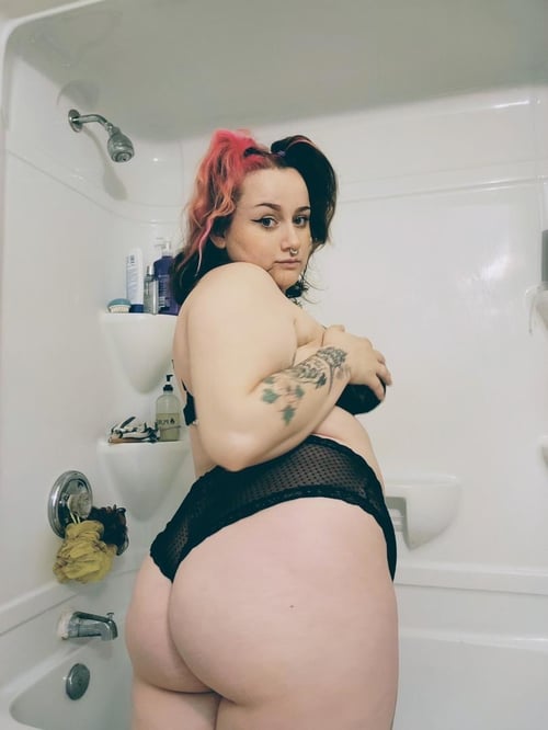 erotic massage 💆‍♂️ and hookups🍆🍑