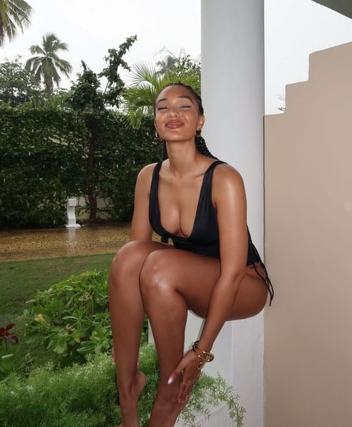 I am always in a cheerful mood and always creamy don’t hesitate to text me🥰🥰