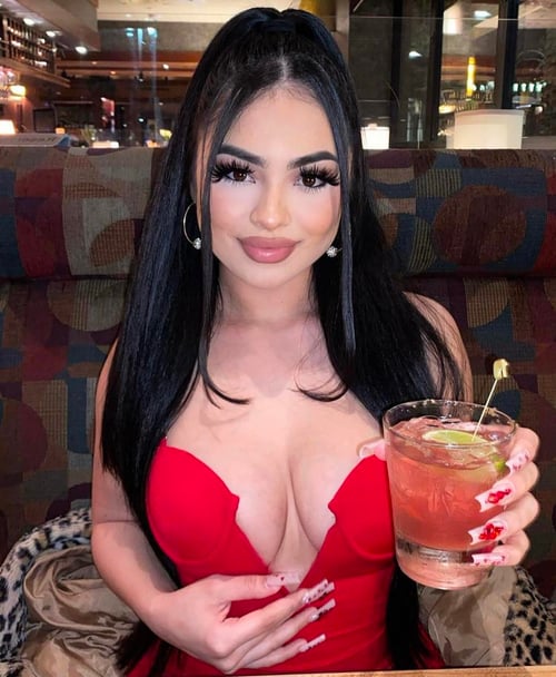 Hispanic beauty! Outcall Only!! Have Me Over!