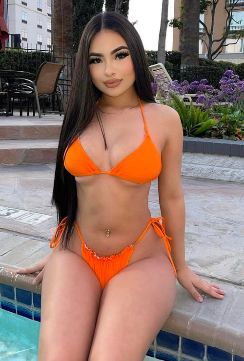 Hispanic beauty! Outcall Only!! Have Me Over!