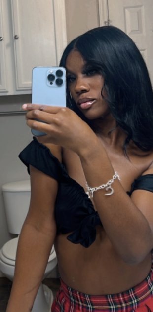 PrettyBombshell THICK Petite ' AVAILABLE NOW