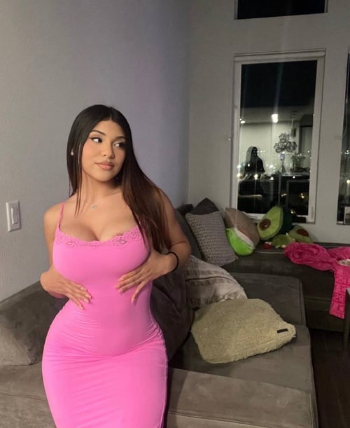 AVAILABLE FOR HOOKUP🥒🥵 FULL SERVICE WITH NO RESTRICTION 💦VERY ROMANTIC AND SEXY