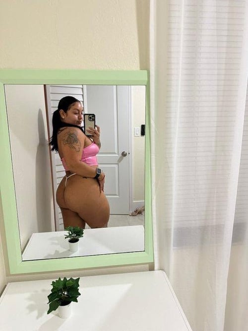 Hi 👋 i’m bianca and am 24/7 available for hookup and fun 🥰