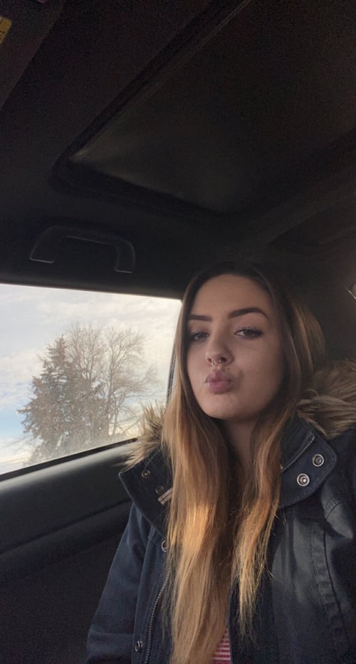 Hey am available to meet up 👅for both incall and outcall ❤️ sweet🍑Hot & Sexy, Clean & soft Pussy