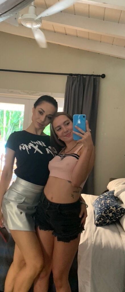 HMU for hookup and my nudes ,Am ready to help you get wet and ride your cock +1 (270) 906-0907