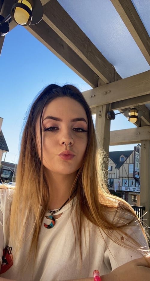 Hey am available to meet up 👅for both incall and outcall ❤️ sweet🍑Hot & Sexy, Clean & soft Pussy.