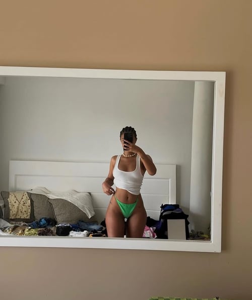 I am always in a cheerful mood and always creamy don’t hesitate to text me🥰🥰