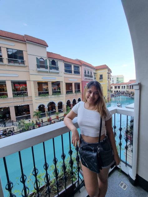 Beautiful Filipina Goddess available for you 😉