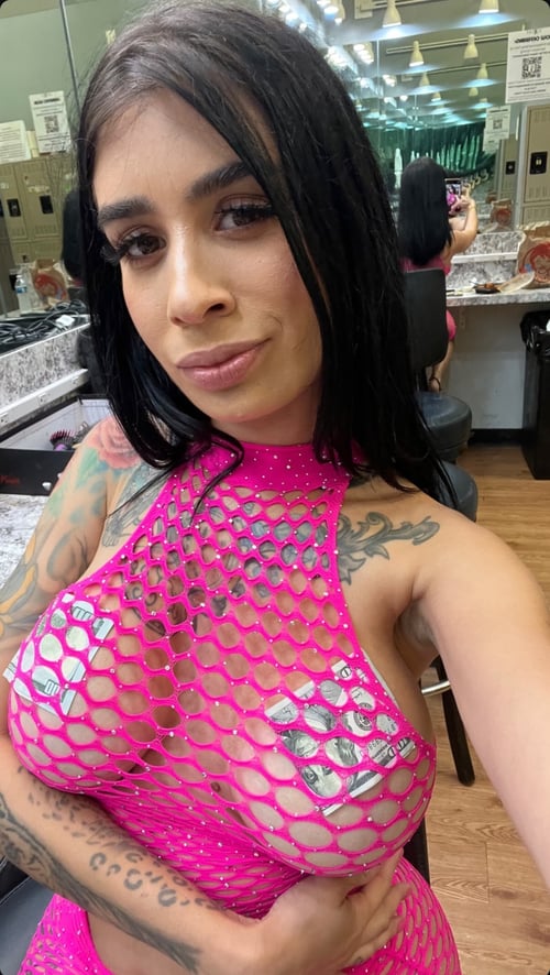 Telegram:dianna0112 IM DOWN FOR KIND OF FUN & I NEED A DICK INSIDE MY WET PUSSY