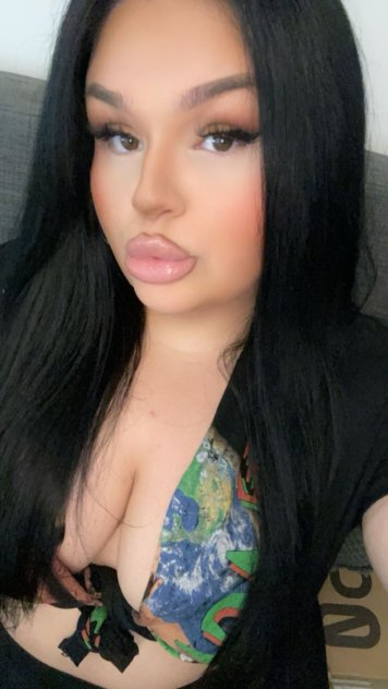 Available for meetup & FT & hot videos&nudes pics